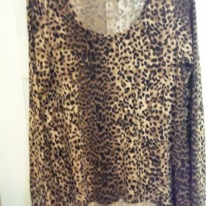 Ladies top .like new.worn once.